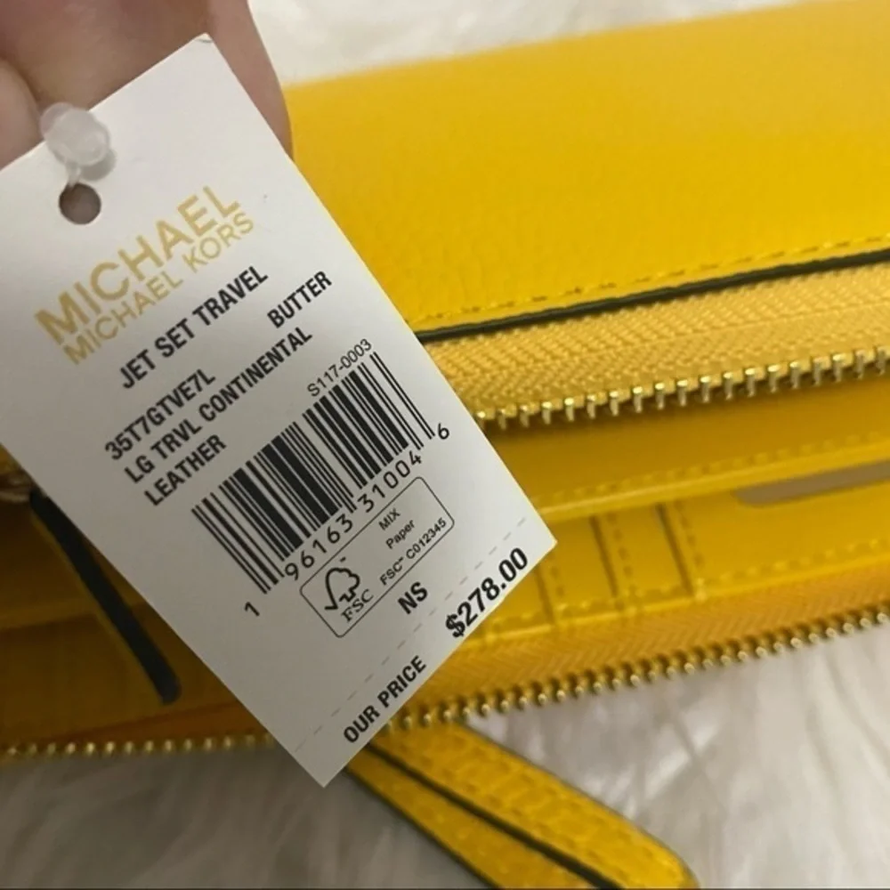New Michael Kors jet set travel large continental wallet - Picture 6 of 10